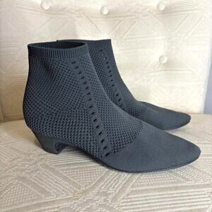Eileen Fisher Purl Sock Pull On Recycle Stretch Knit Gray Suede Heel Booties 7.5
